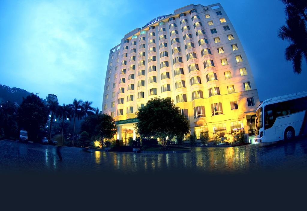 Aloha Halong Hotel Ha Long Exteriör bild